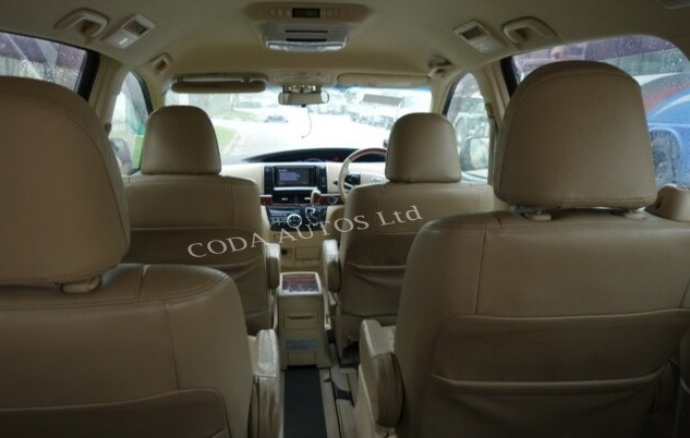 TOYOTA PREVIA